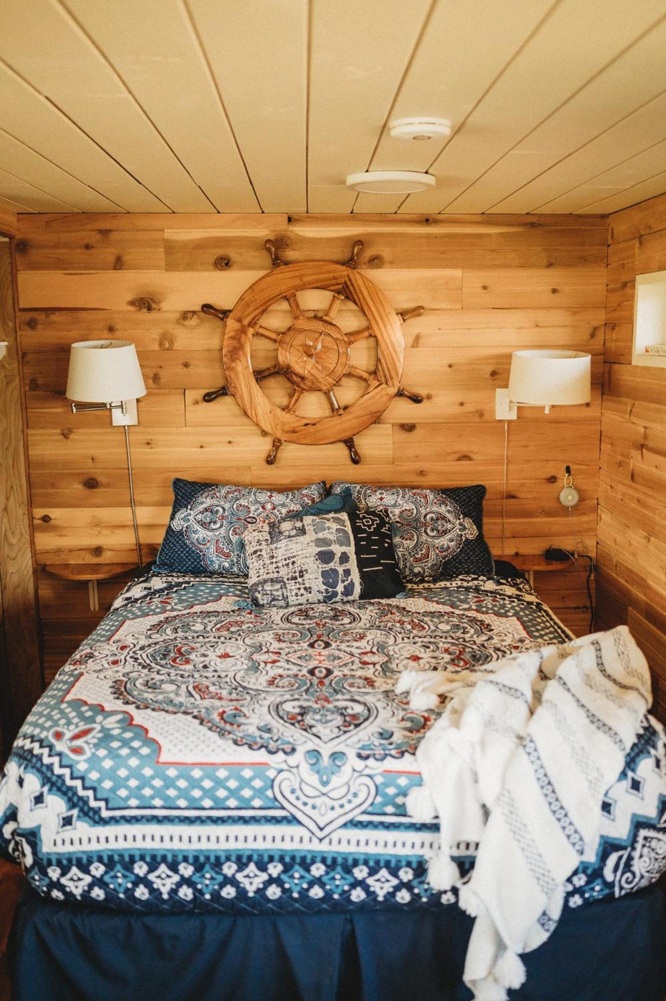 Dungeness Bay Inn 3*